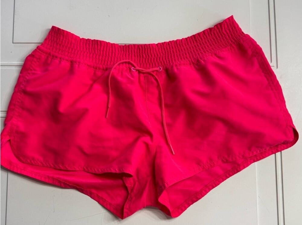 Old Navy Women’s Sz L Hot Pink Workout Activewear Lounge Shorts